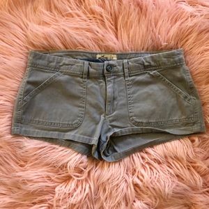 Hollister Gray Shorts Size 7